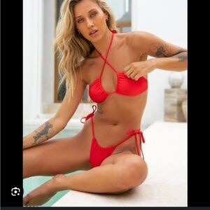 Hello Molly Riveria Maya 2- Way Bikini Top‎ size Small